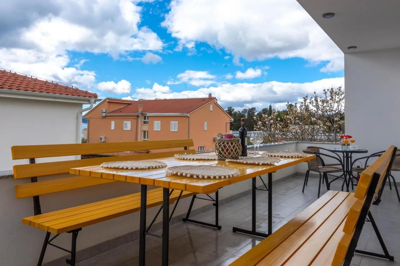 Luxury Apartment With Terrace Castel Kastela 0*,  Croatia
