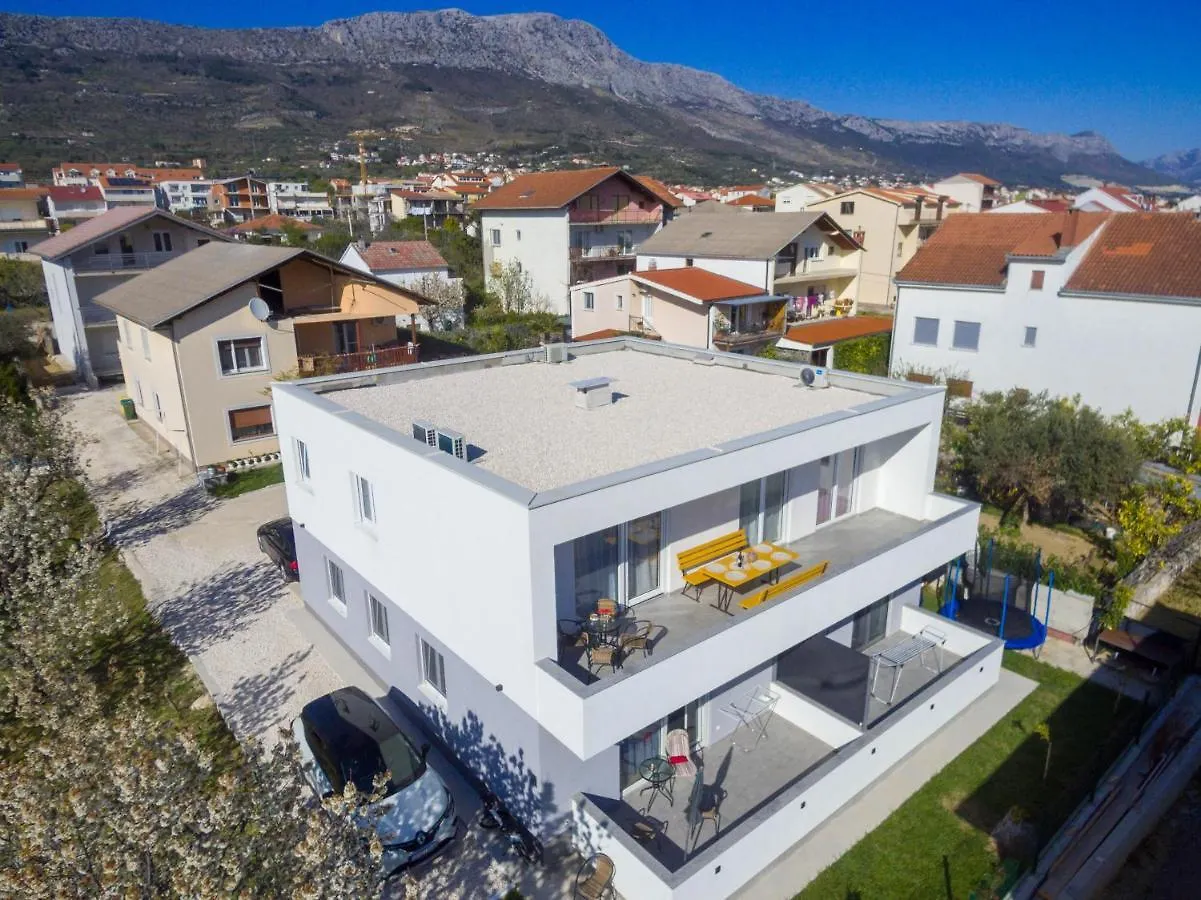 Luxury Apartment With Terrace Castel Kastela 0*,