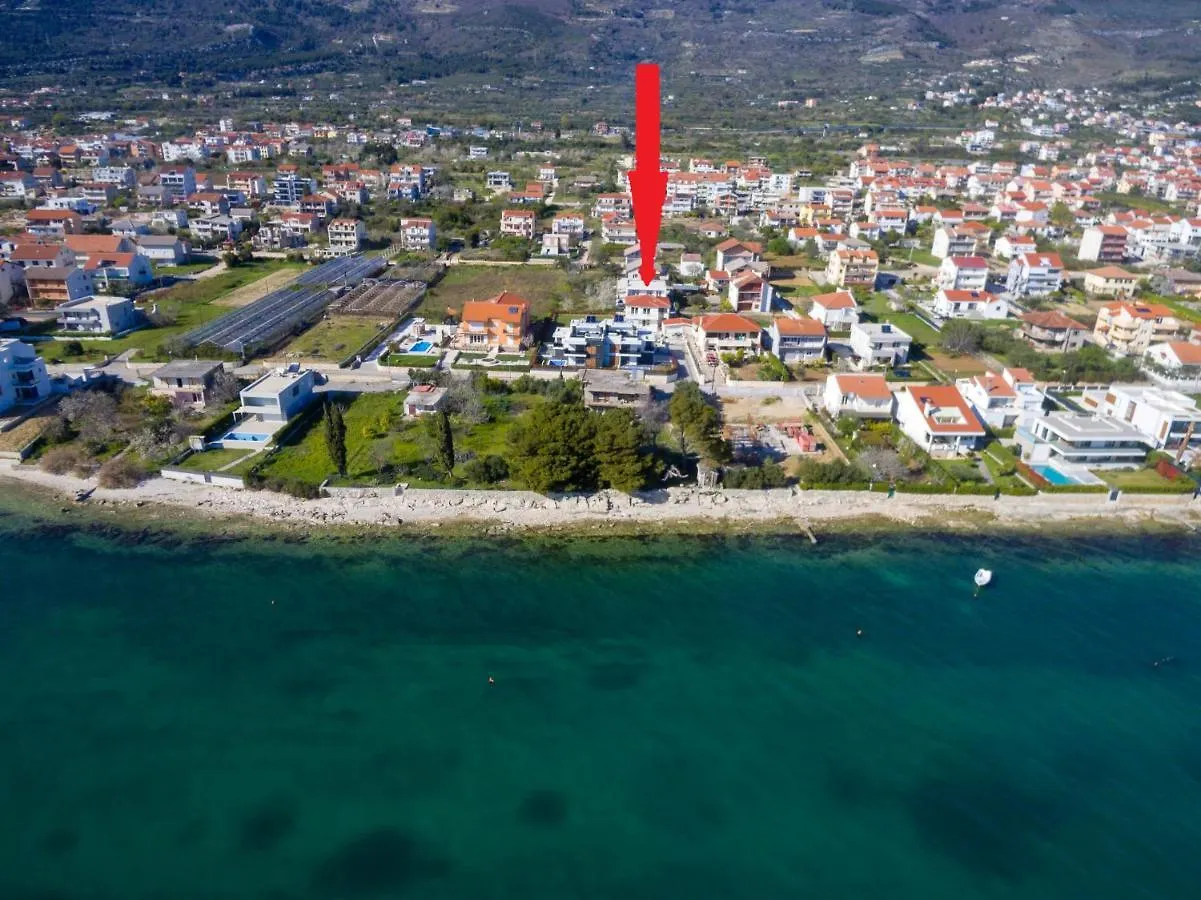 Luxury Apartment With Terrace Castel Kaštela